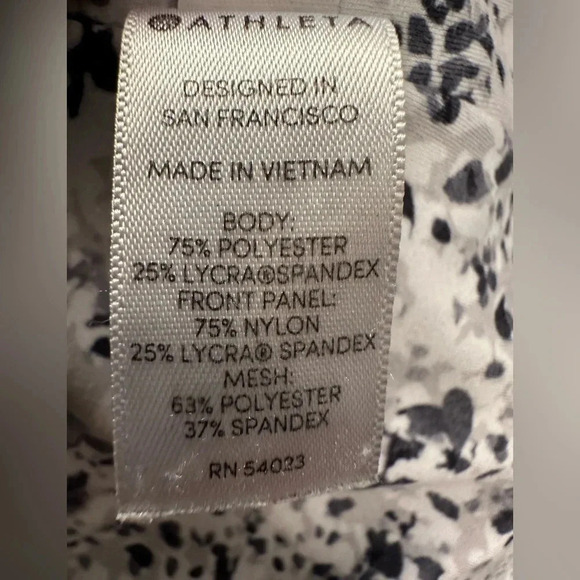 Athleta splatter paint print leggings - Picture 6 of 6